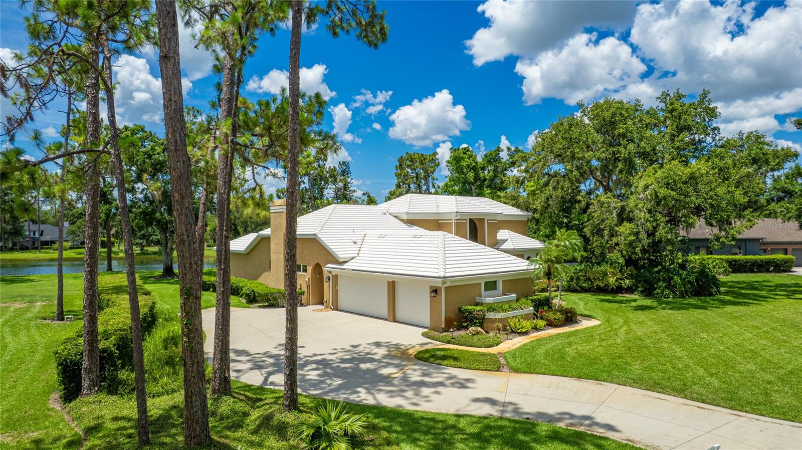 7404 WEEPING WILLOW BLVD