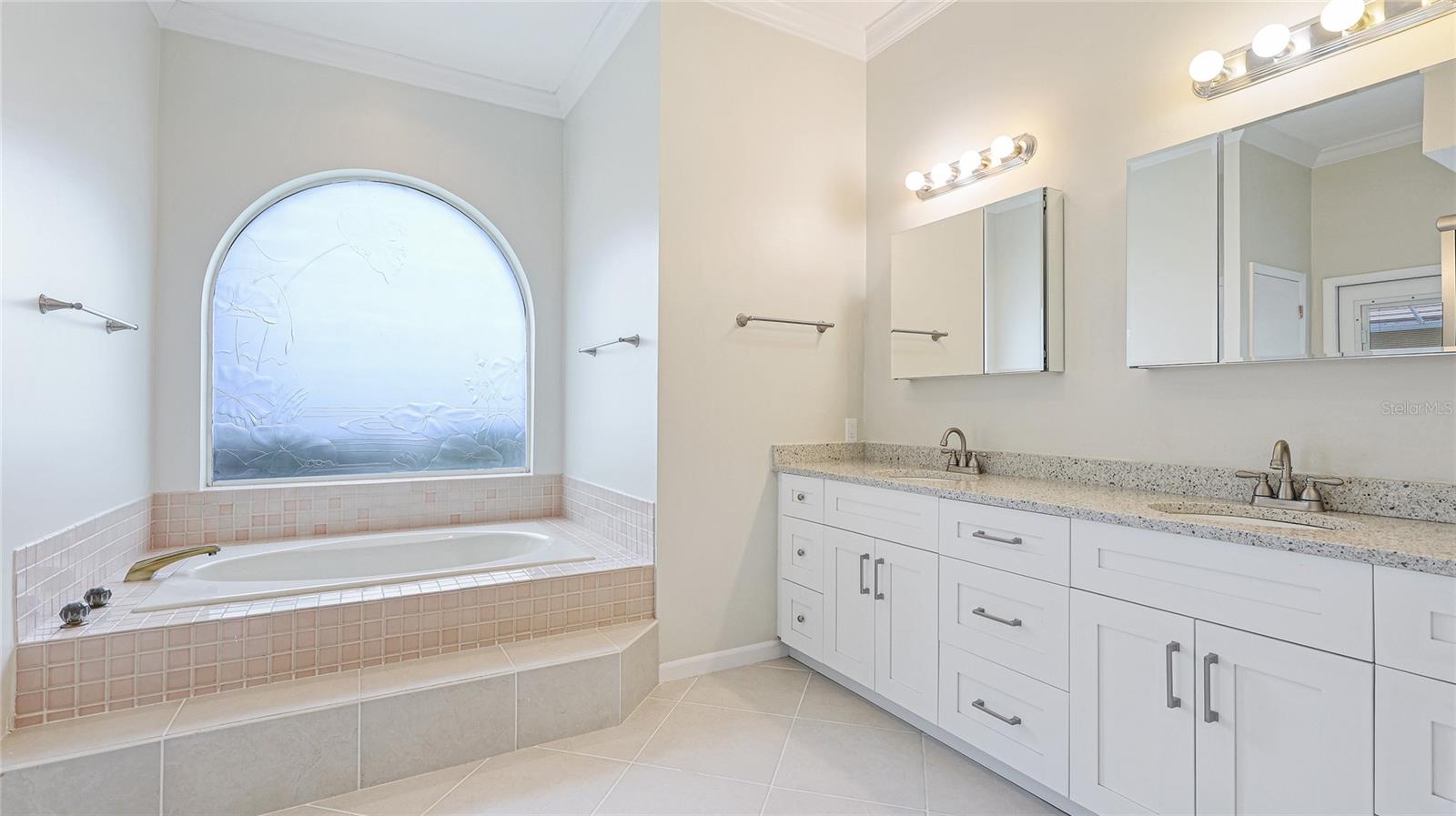 7404 WEEPING WILLOW BLVD