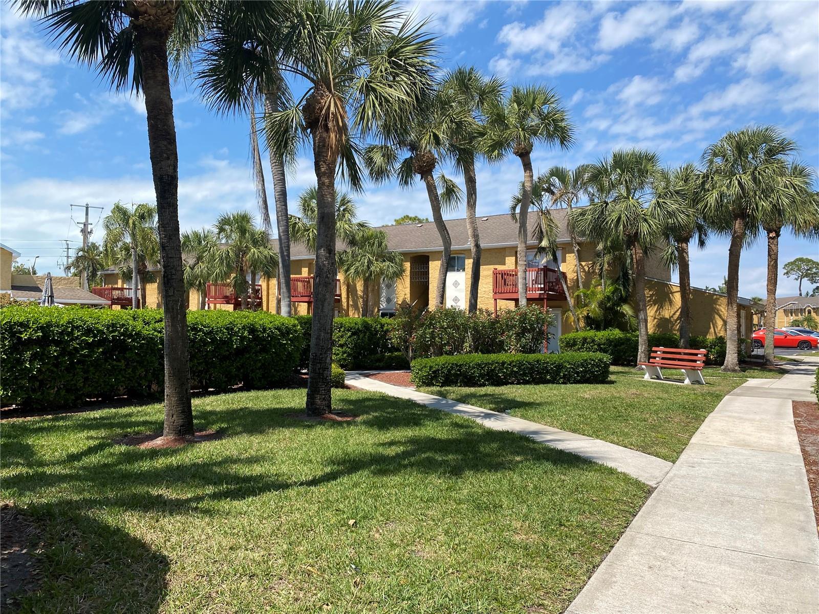 1959 TOUCAN WAY #206