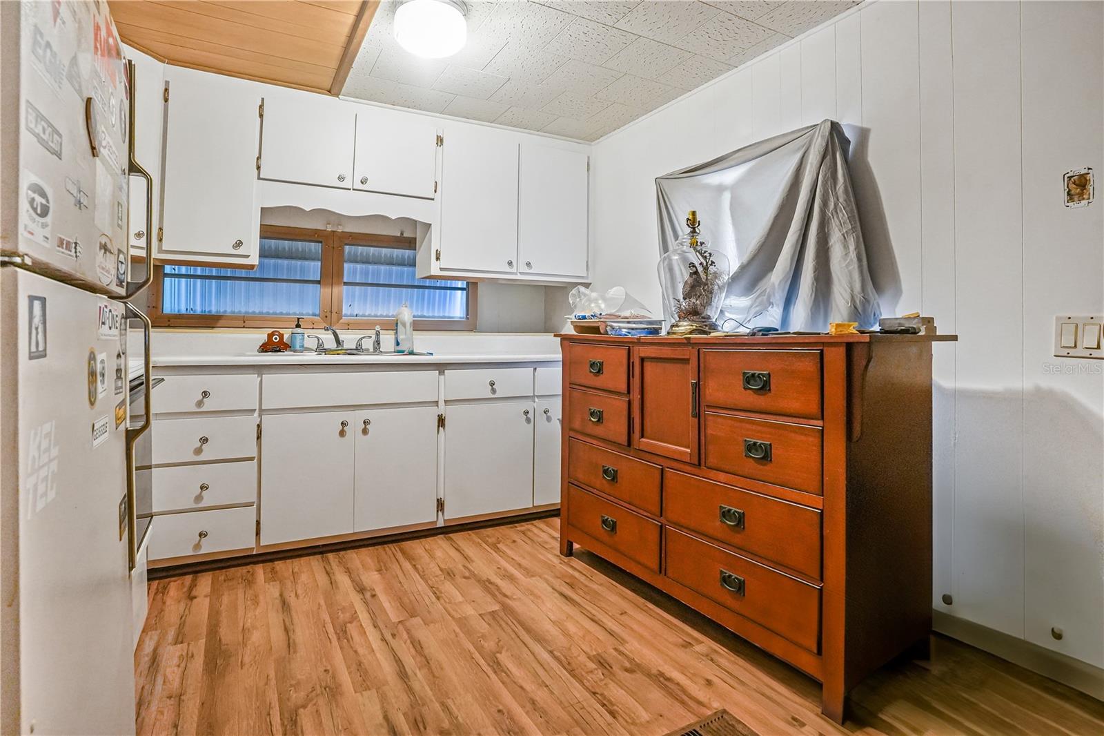 719 50TH AVENUE TER W