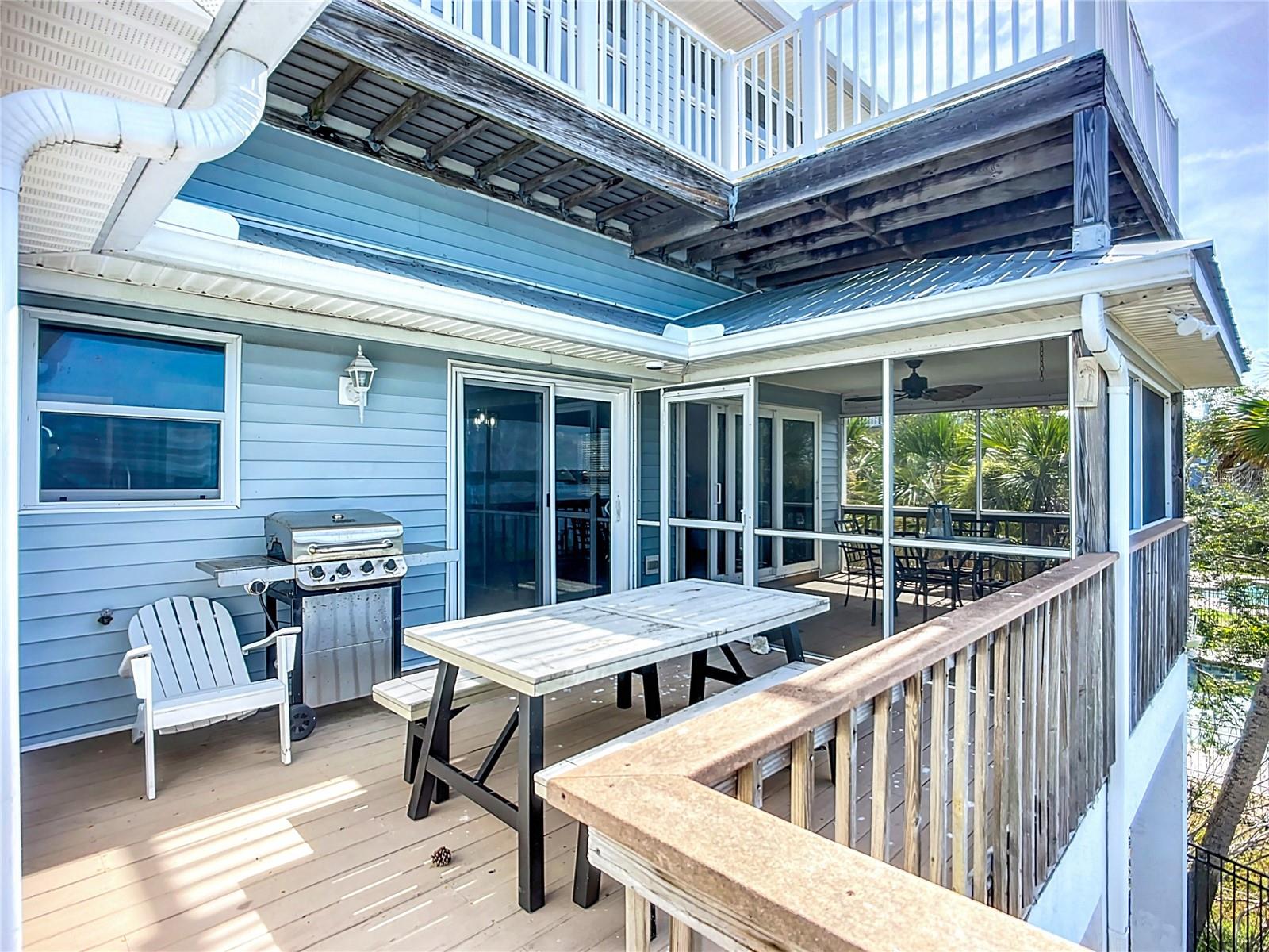 2424 69TH AVE W #2424