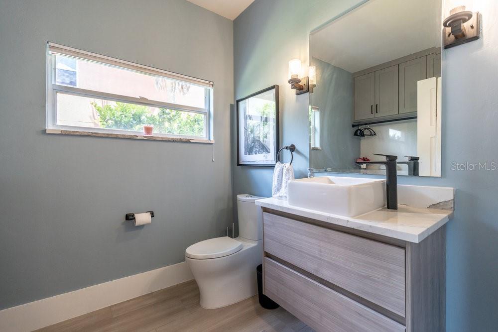 7843 CAMERON CIR