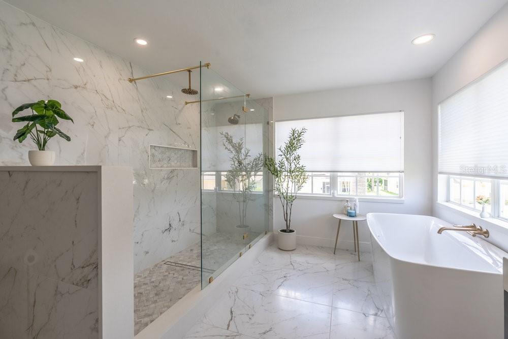 7843 CAMERON CIR