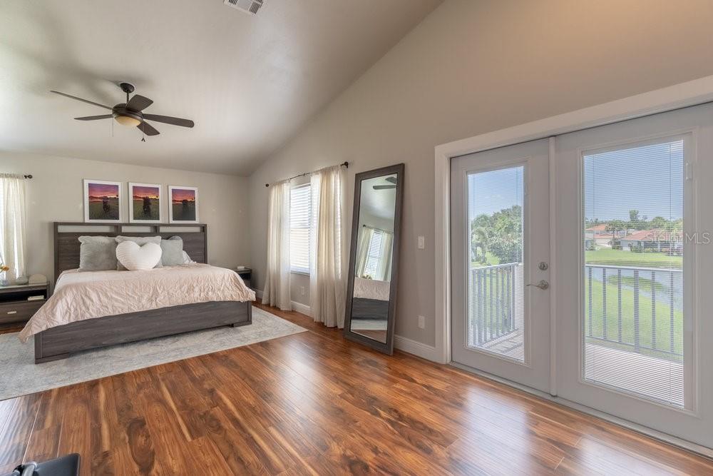 7843 CAMERON CIR
