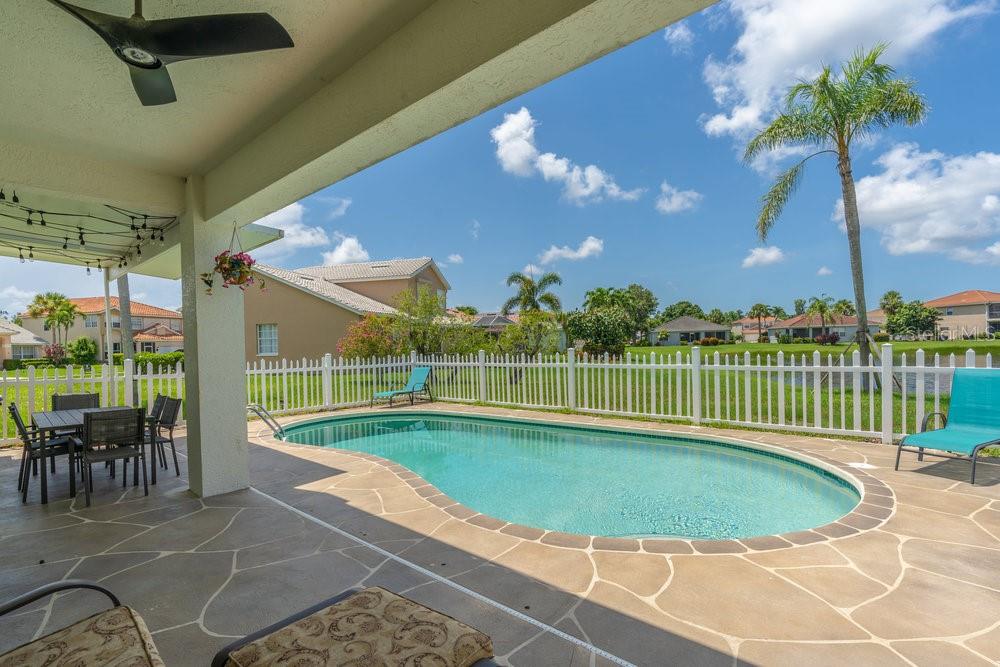 7843 CAMERON CIR