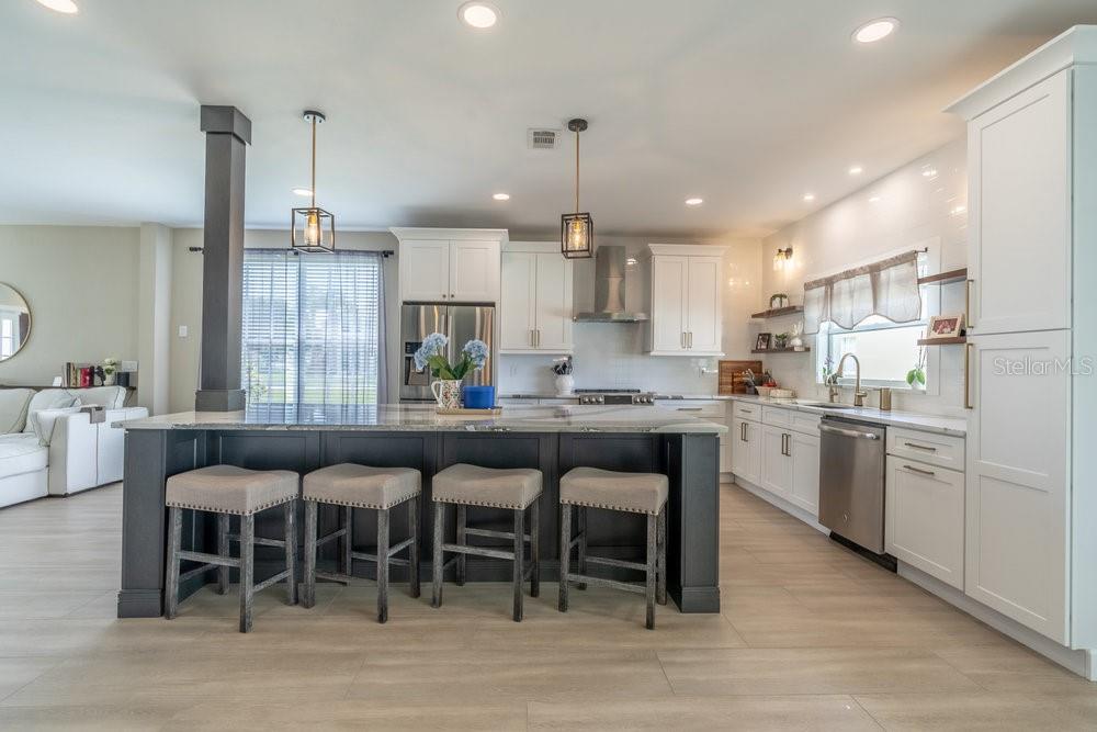 7843 CAMERON CIR