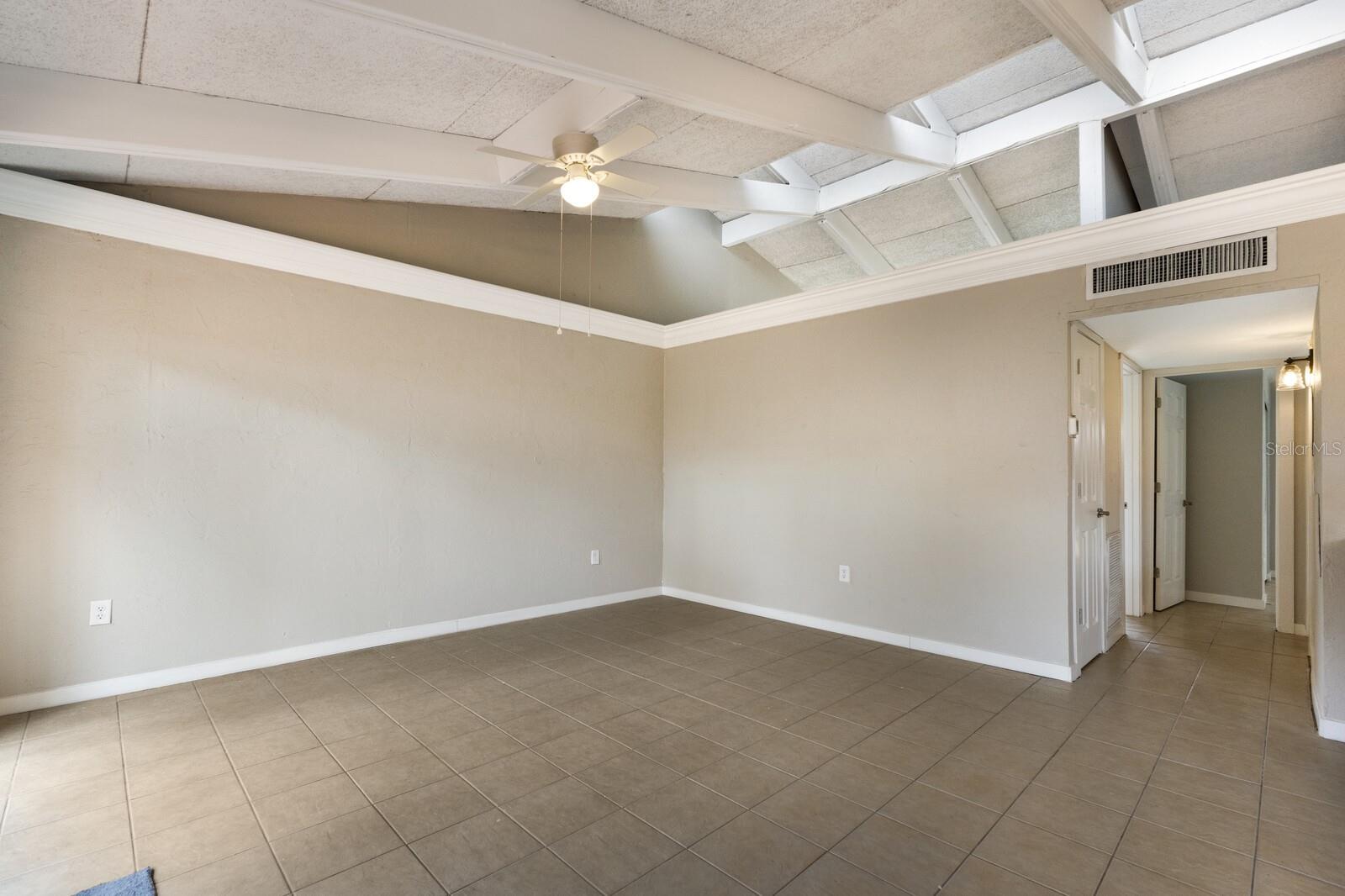 500 N JEFFERSON AVE #H1