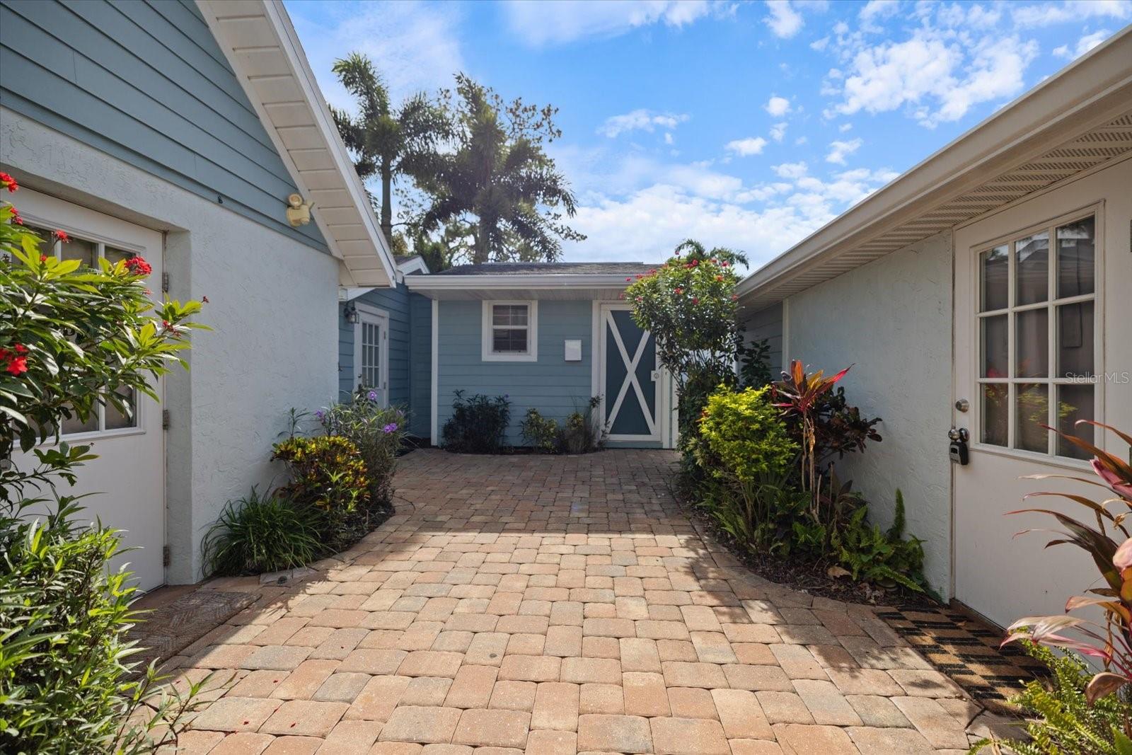 3504 ESTRADA ST
