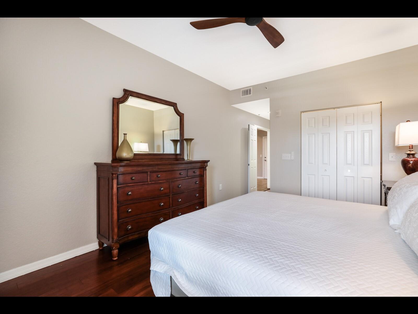 1064 N TAMIAMI TRL #1219