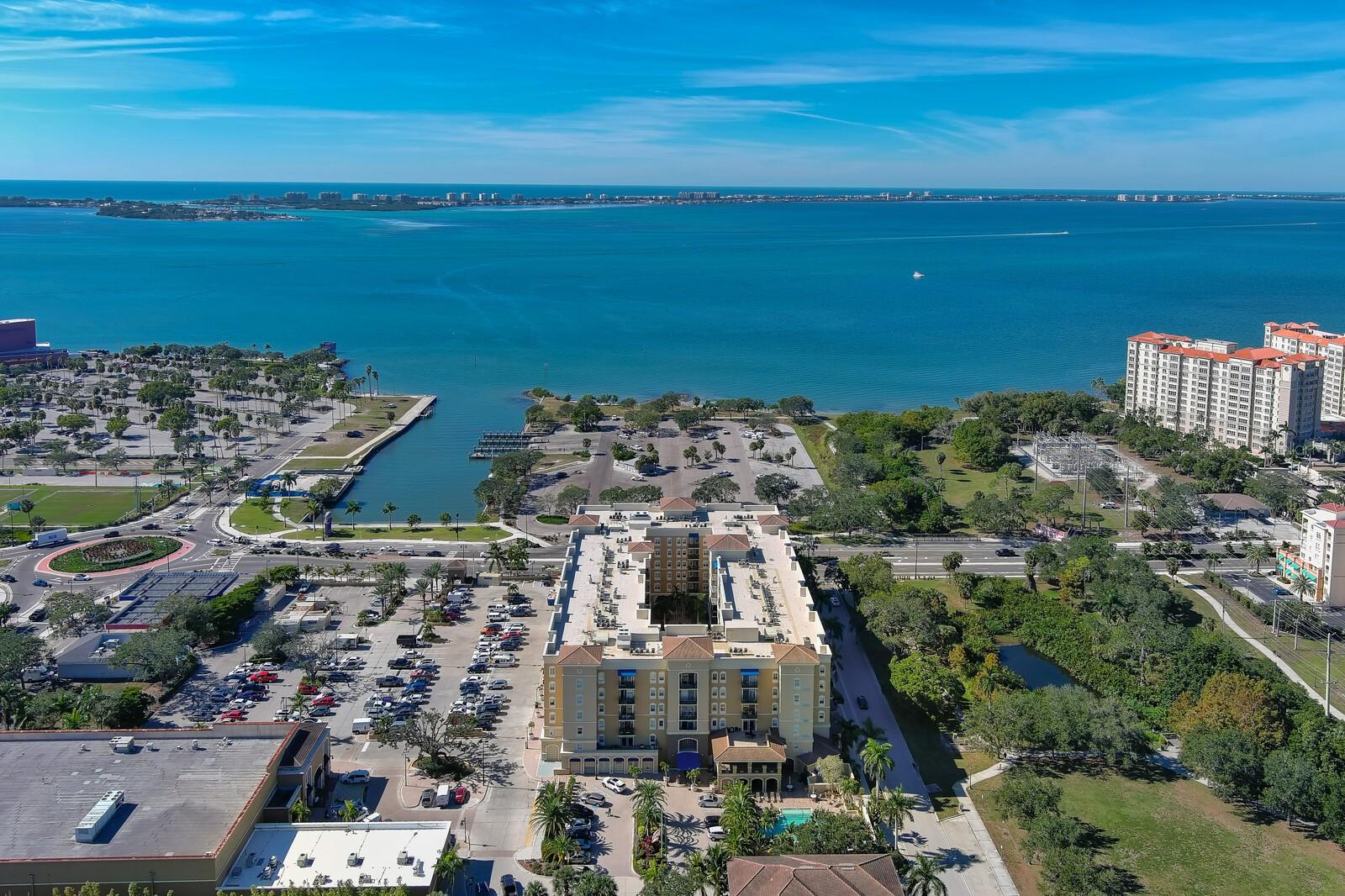 1064 N TAMIAMI TRL #1219