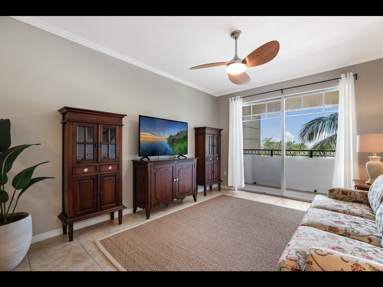 1064 N TAMIAMI TRL #1219