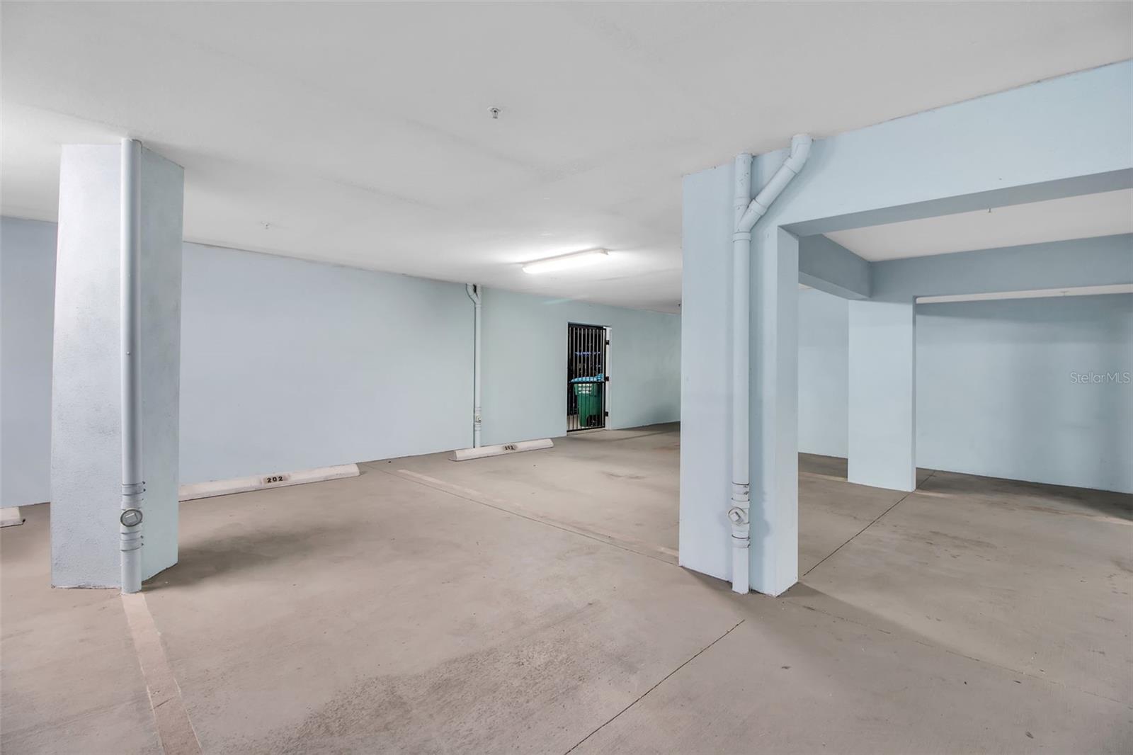 7920 34TH AVE W #202