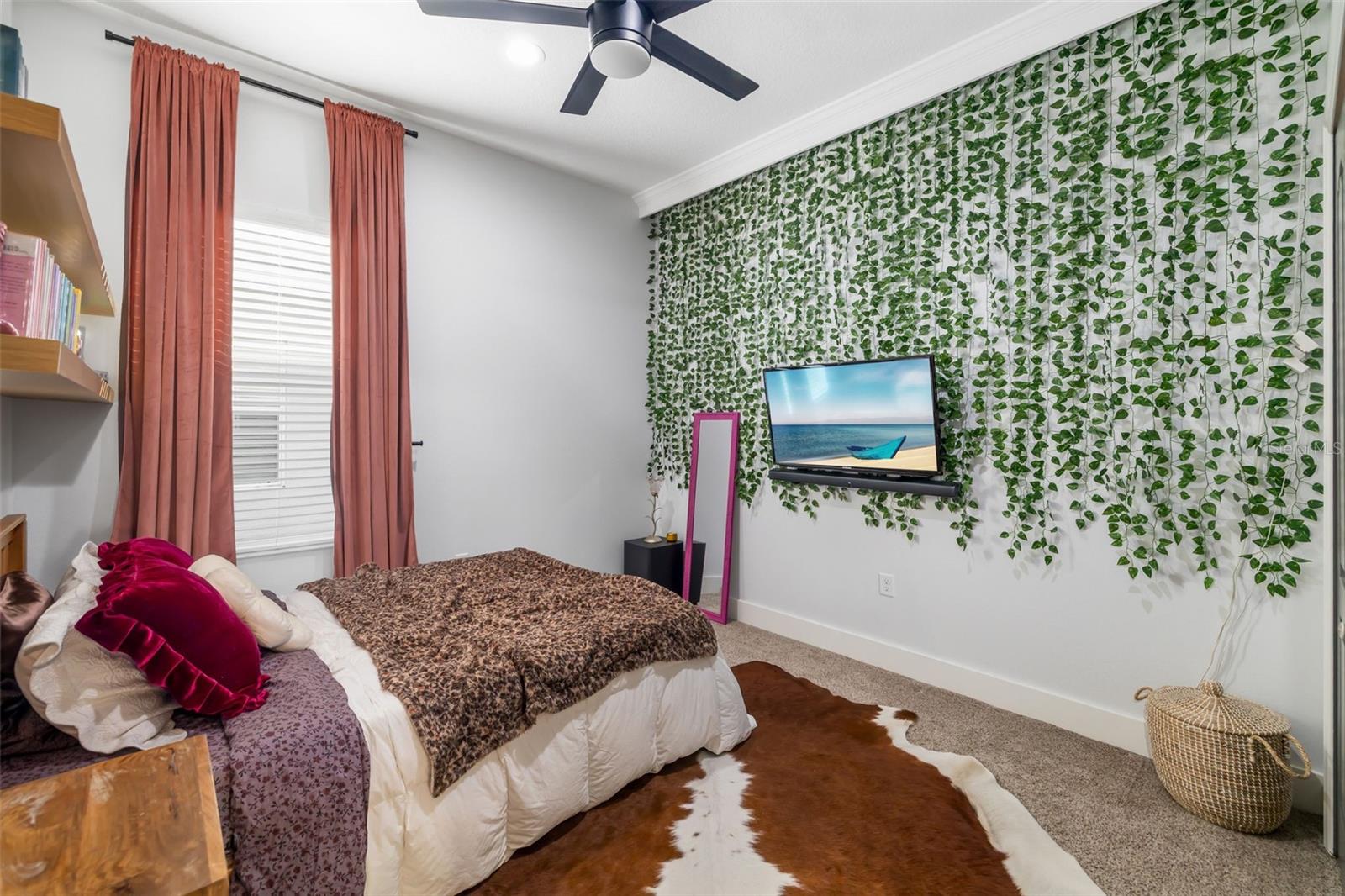 12153 FOREST PARK CIR