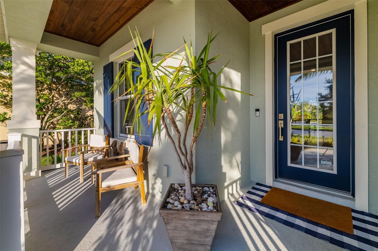 12153 FOREST PARK CIR