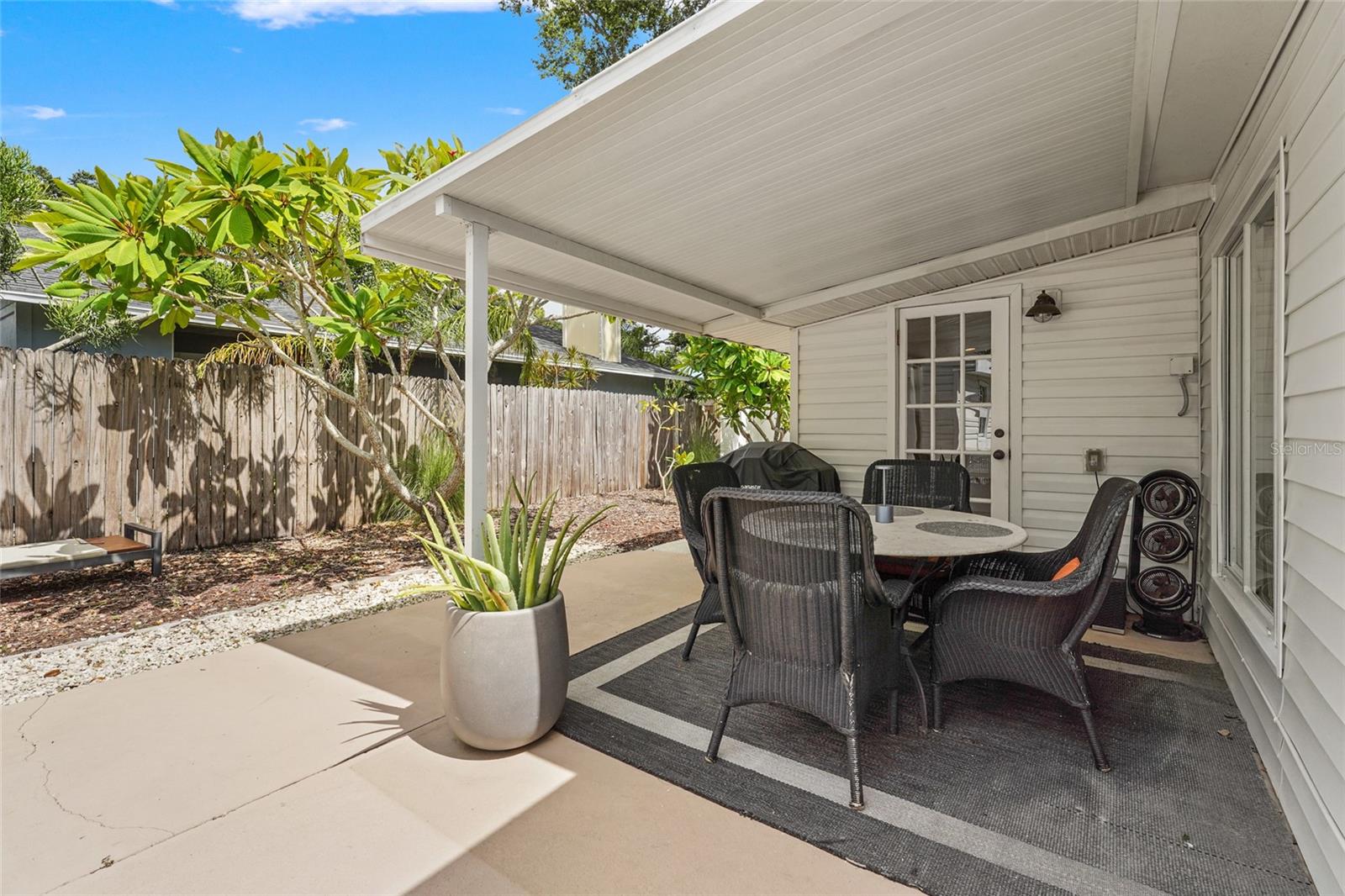 2705 2ND AVE W