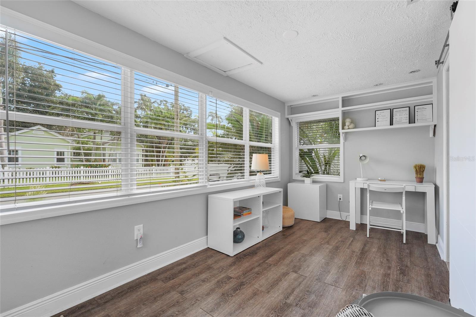 2705 2ND AVE W