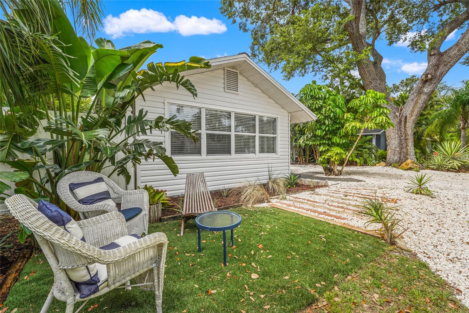 2705 2ND AVE W