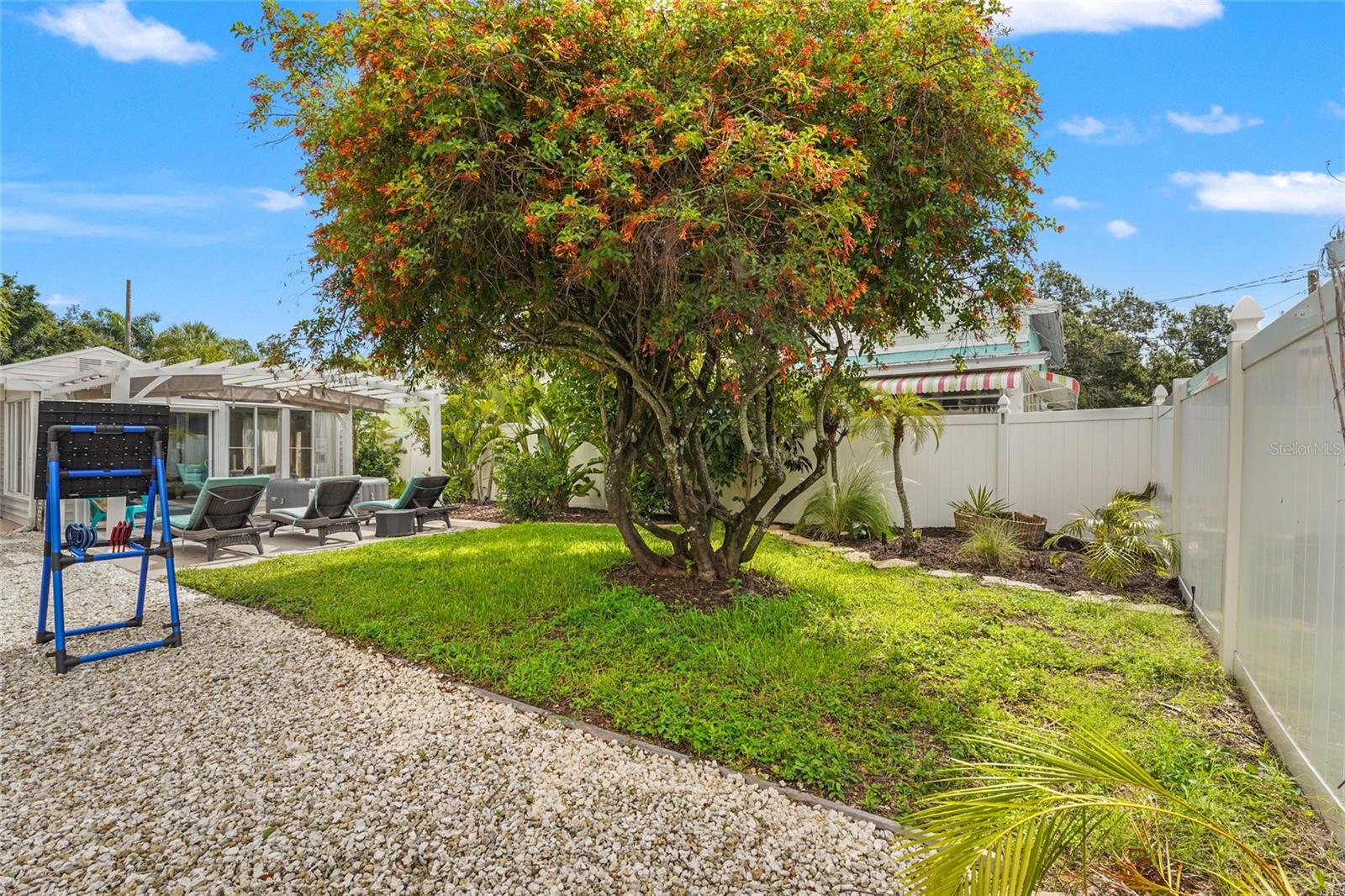 2705 2ND AVE W