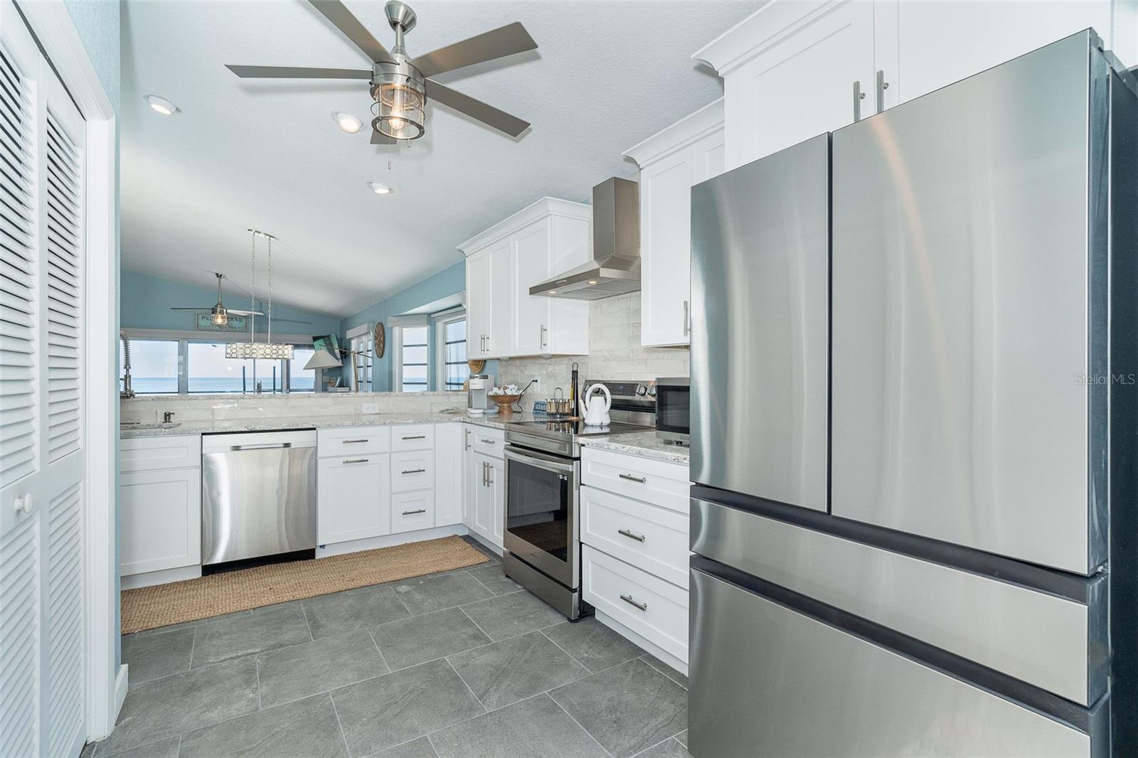 301 S GULF BLVD #407