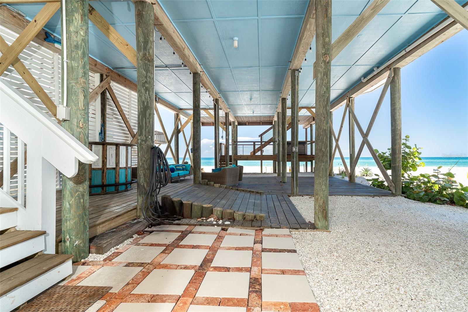 301 S GULF BLVD #407