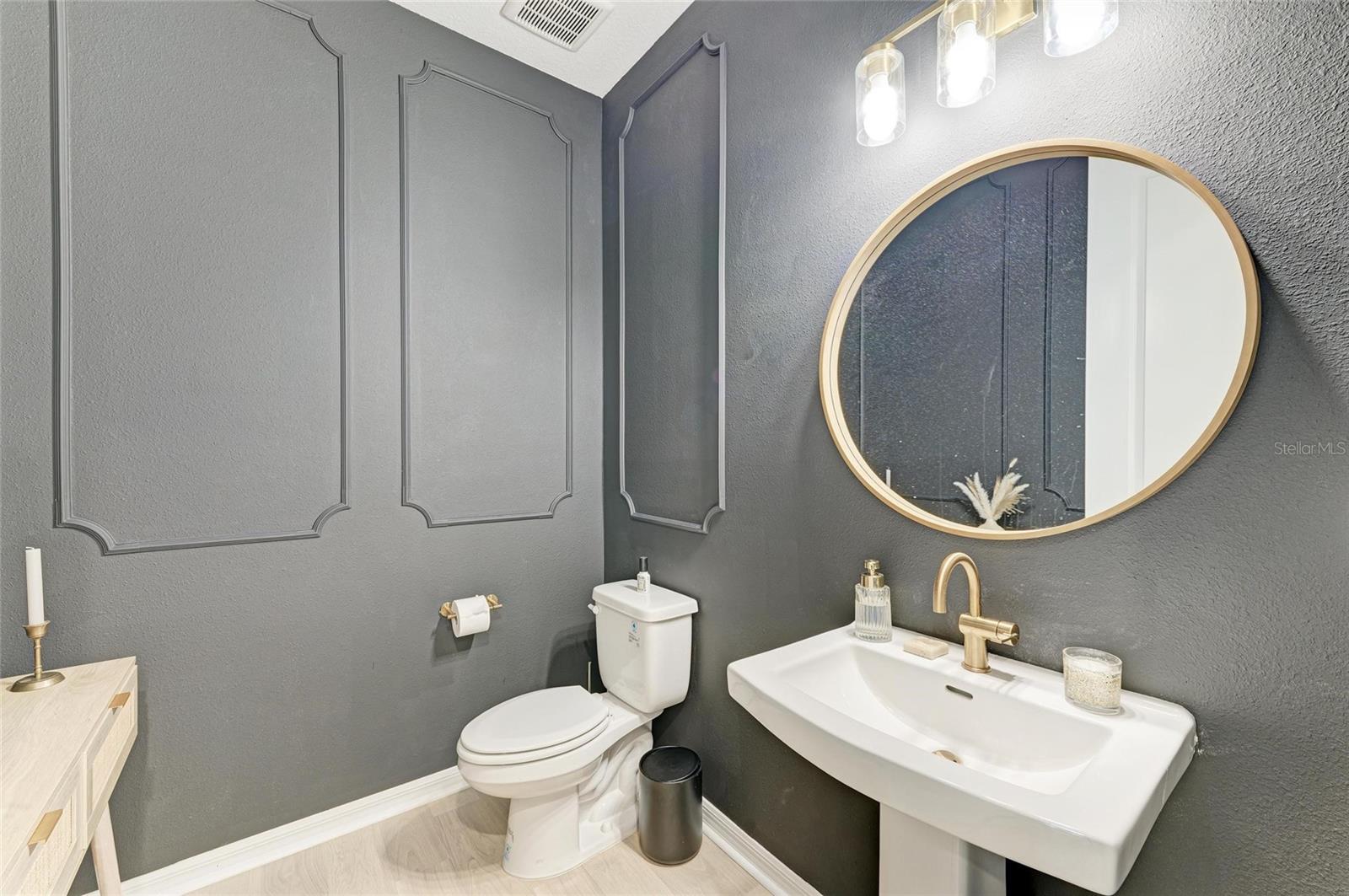 9109 RADIANT CIR