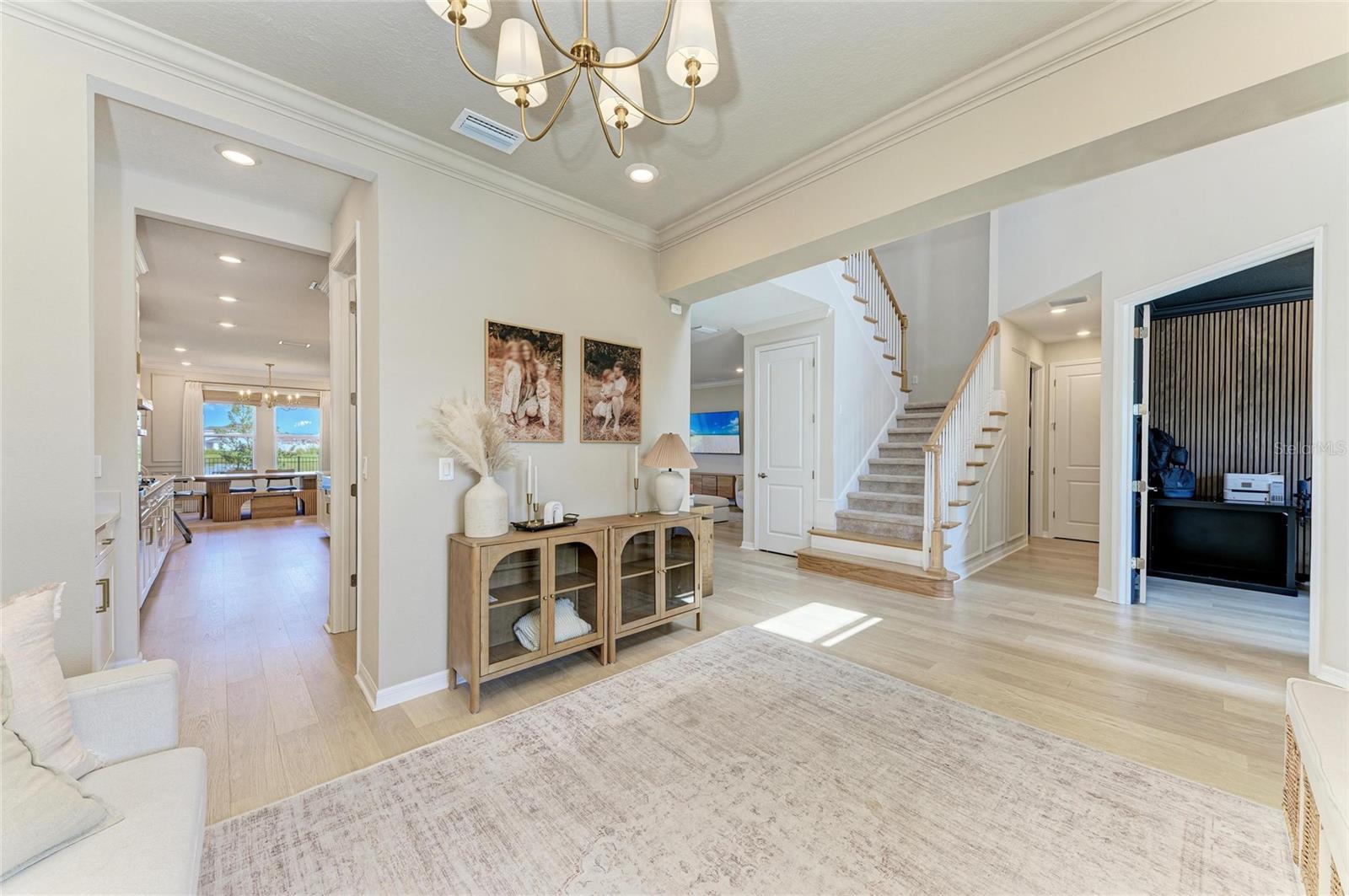 9109 RADIANT CIR