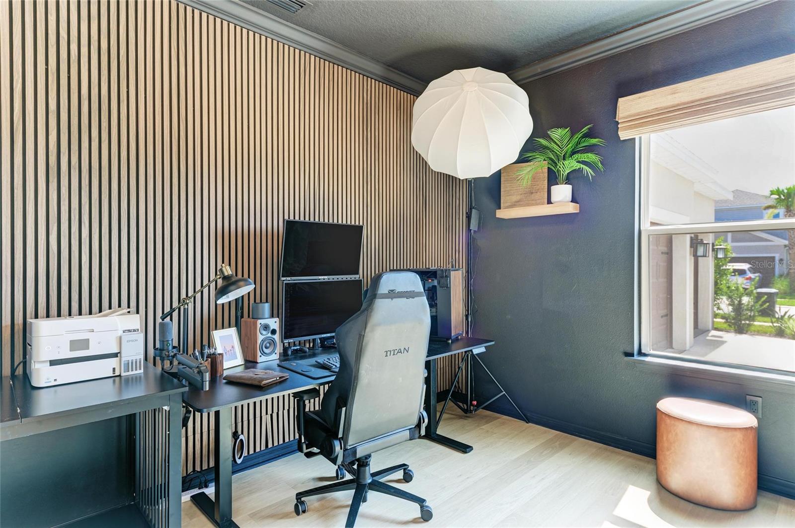 9109 RADIANT CIR