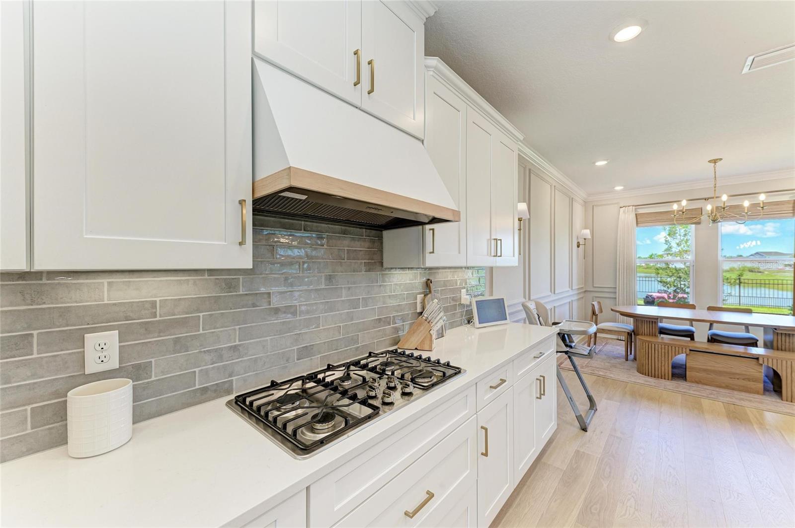 9109 RADIANT CIR