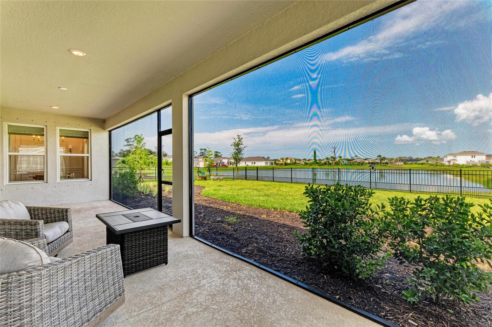 9109 RADIANT CIR