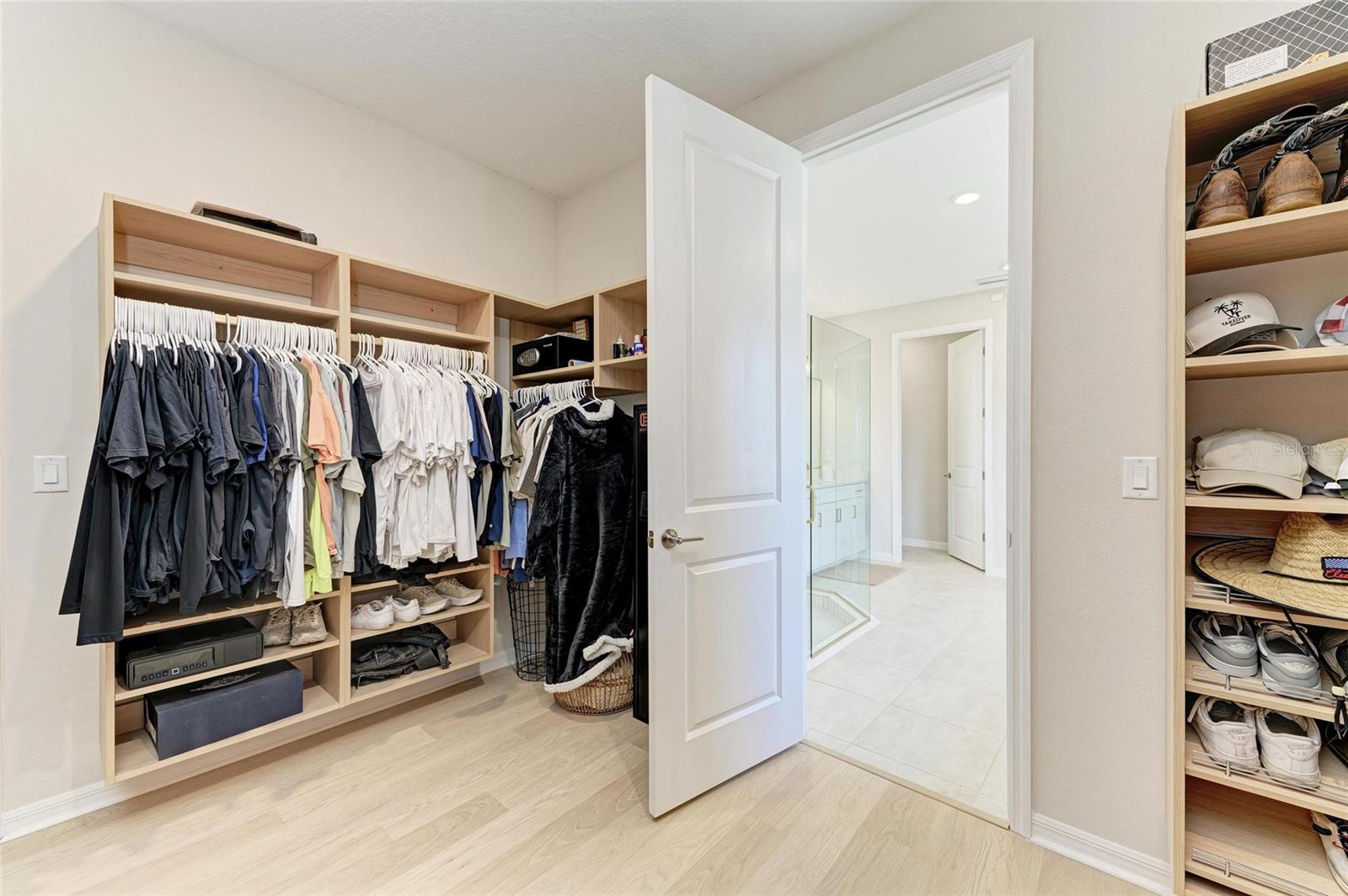 9109 RADIANT CIR