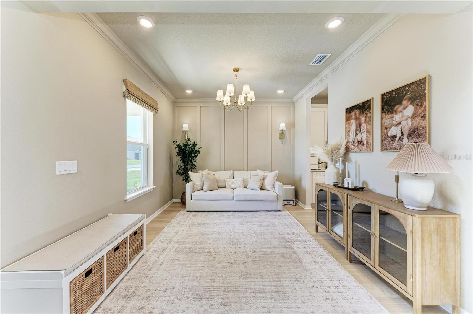9109 RADIANT CIR