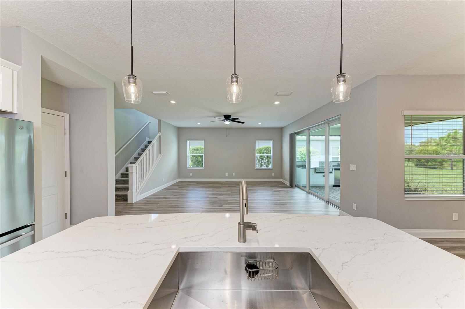 2802 BUTTERFLY JASMINE TRL