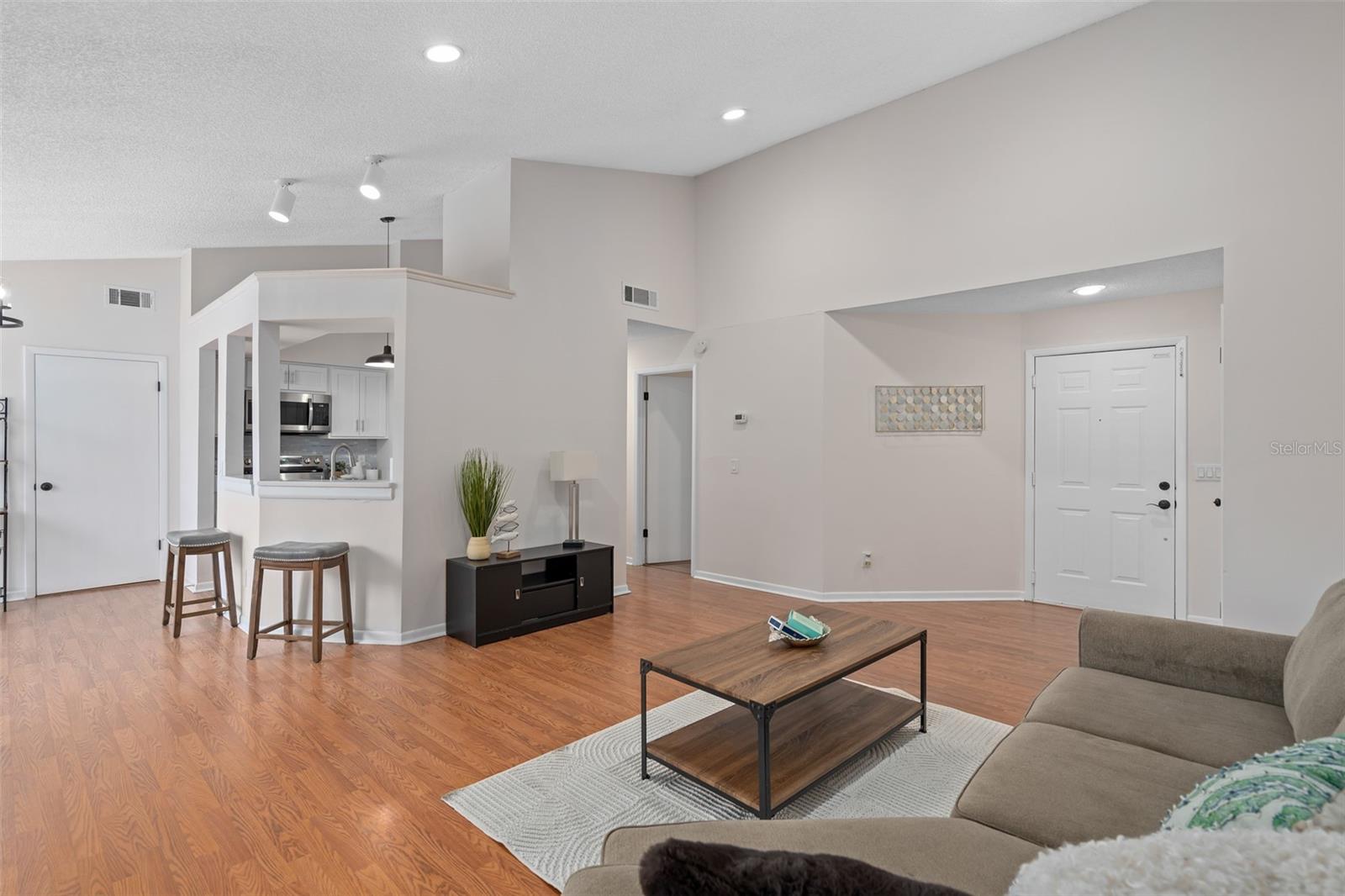 670 SANDY NECK LN #201