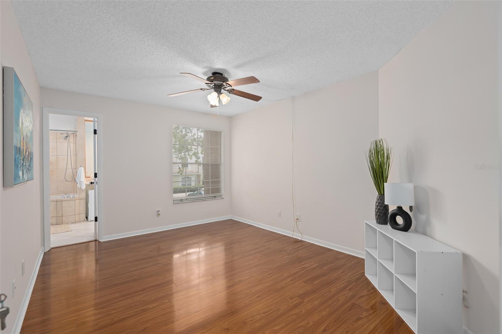 670 SANDY NECK LN #201