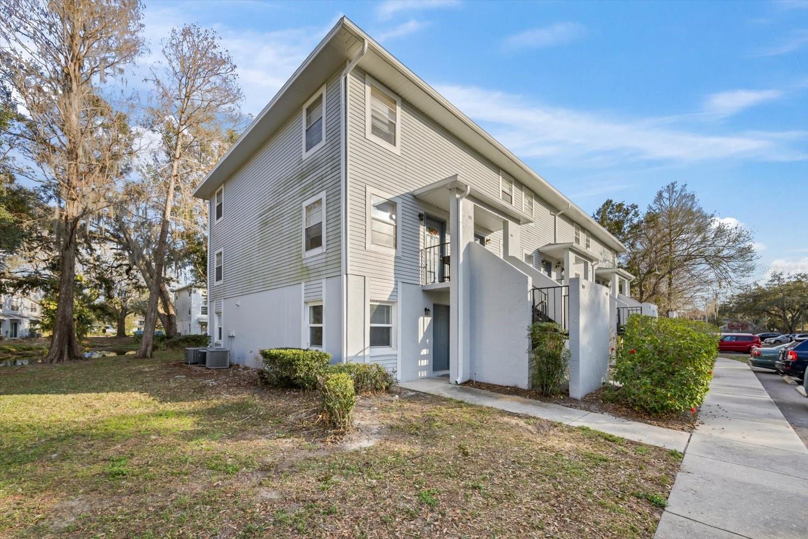 7169 E BANK DR #101