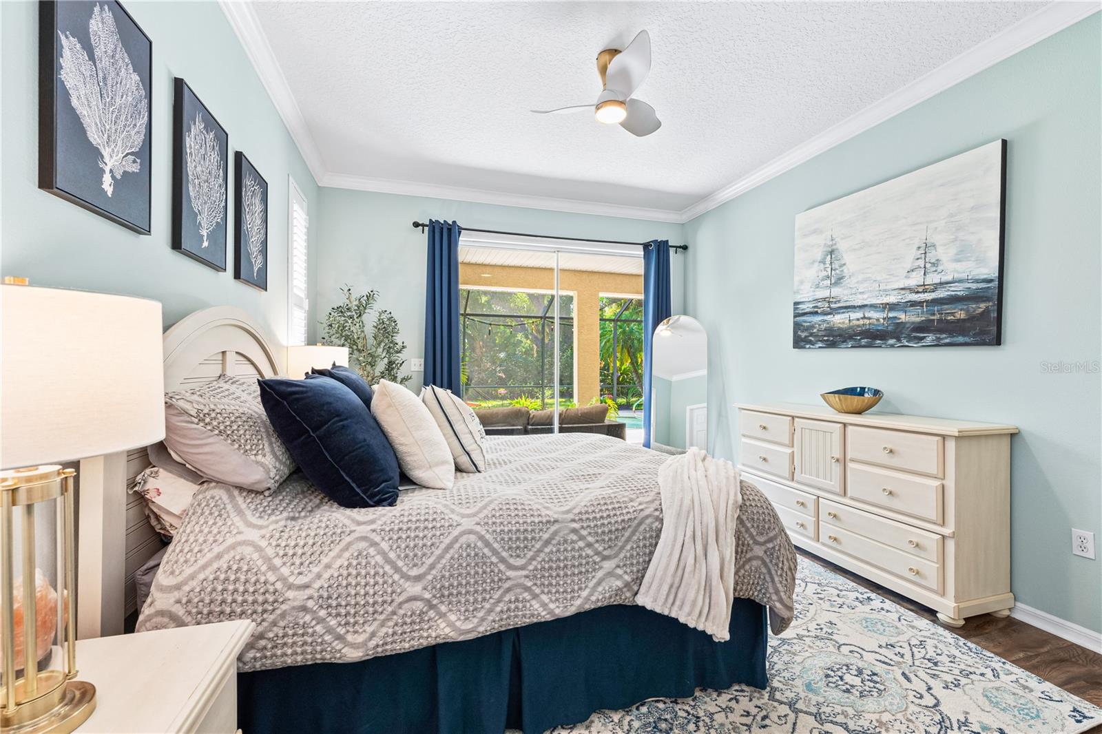 5272 SUNNYDALE CIR E