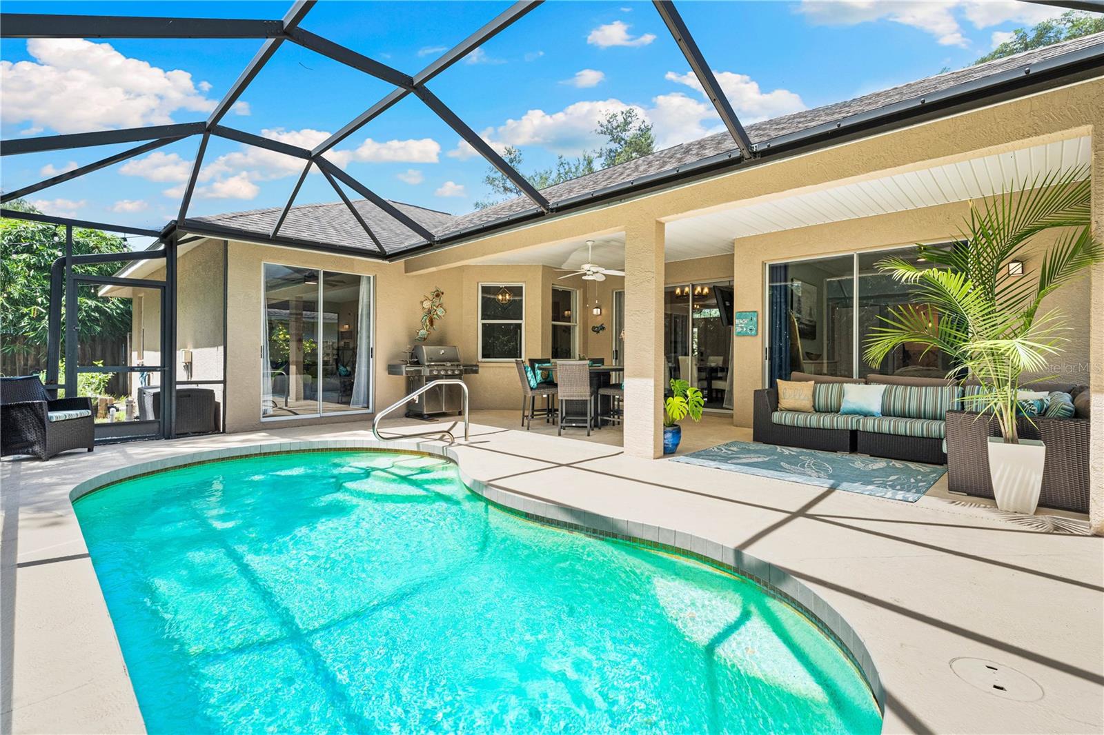 5272 SUNNYDALE CIR E