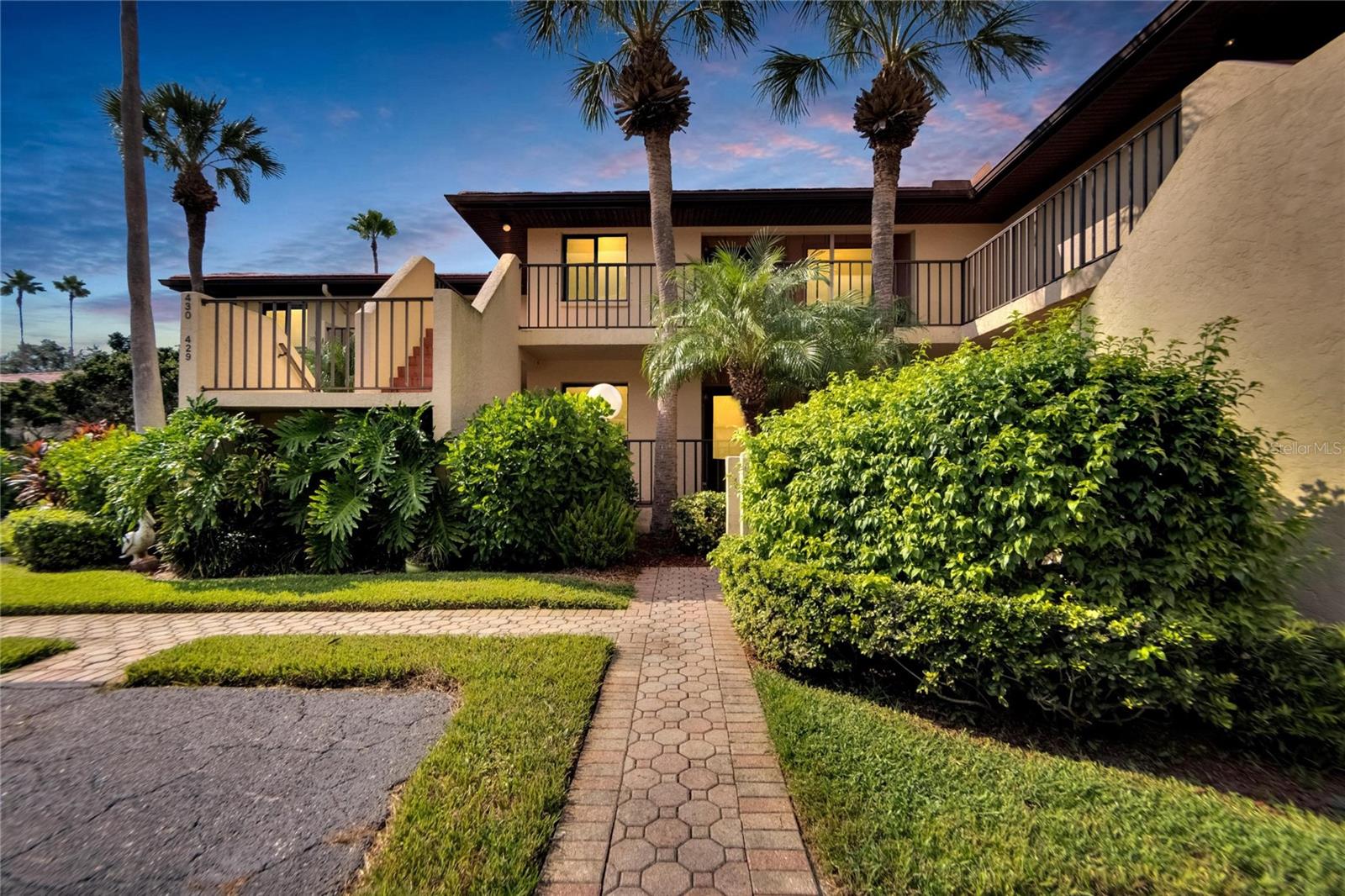 3415 WILD OAK BAY BLVD #427