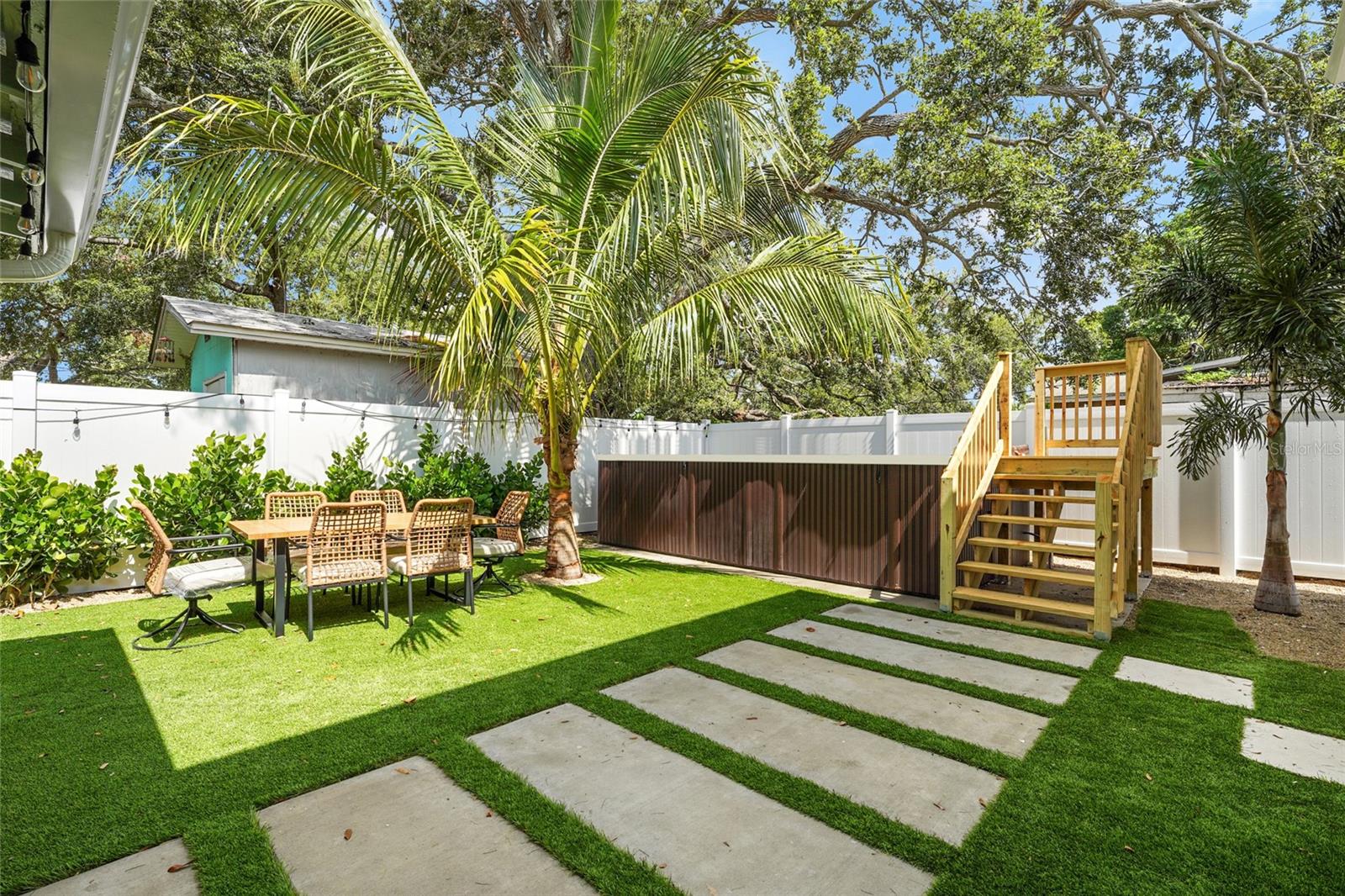 3716 7TH AVE W