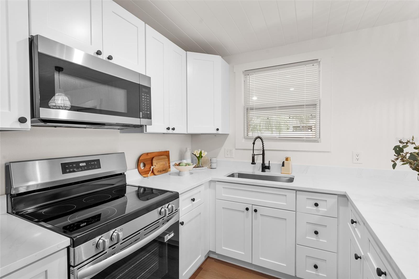 3716 7TH AVE W