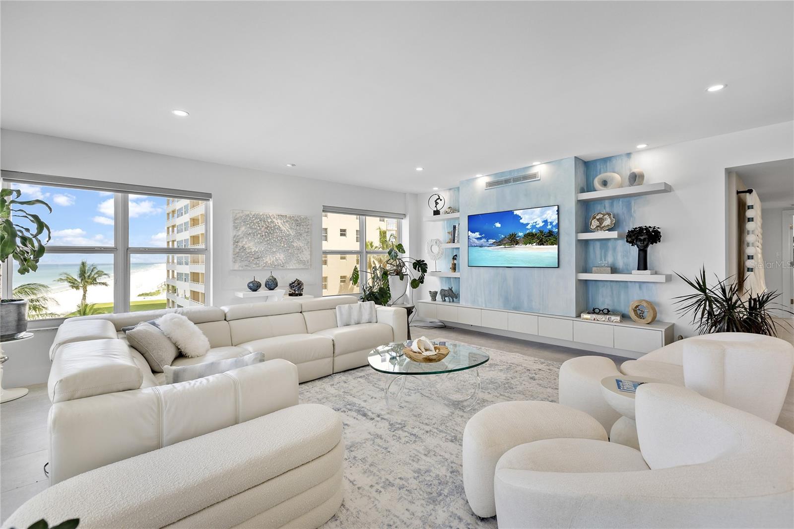 601 LONGBOAT CLUB RD #404S