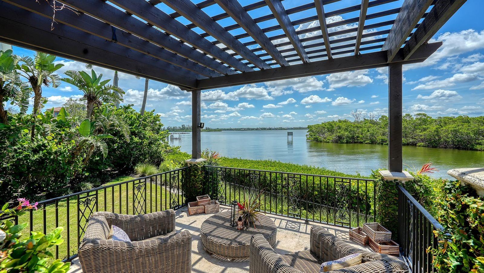 265 CEDAR PARK CIR