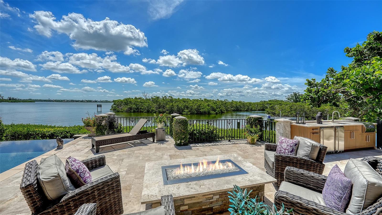 265 CEDAR PARK CIR