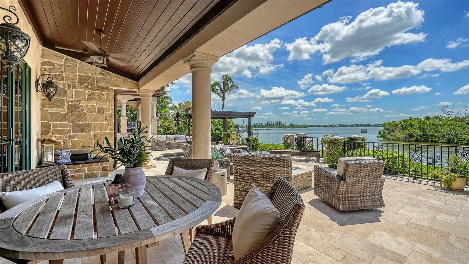 265 CEDAR PARK CIR