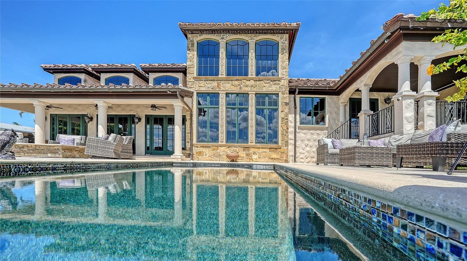265 CEDAR PARK CIR