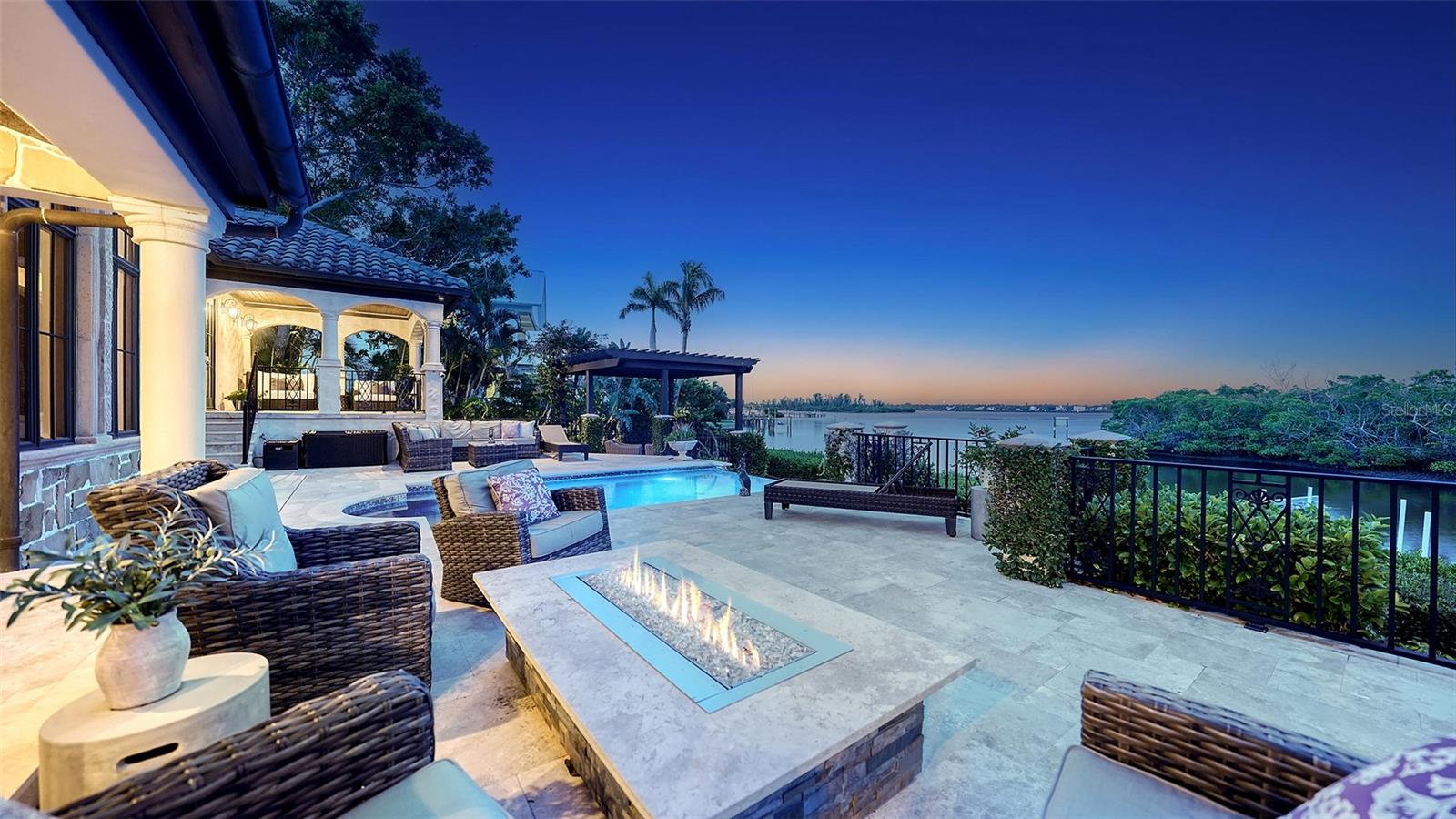 265 CEDAR PARK CIR
