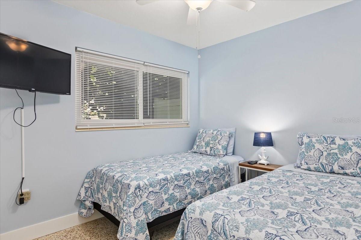 1141 SUN N SEA DR