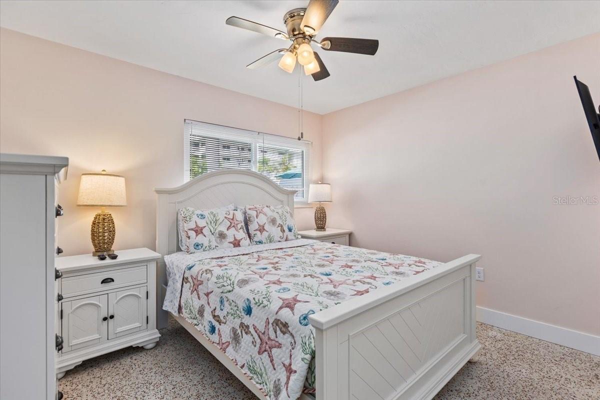 1141 SUN N SEA DR