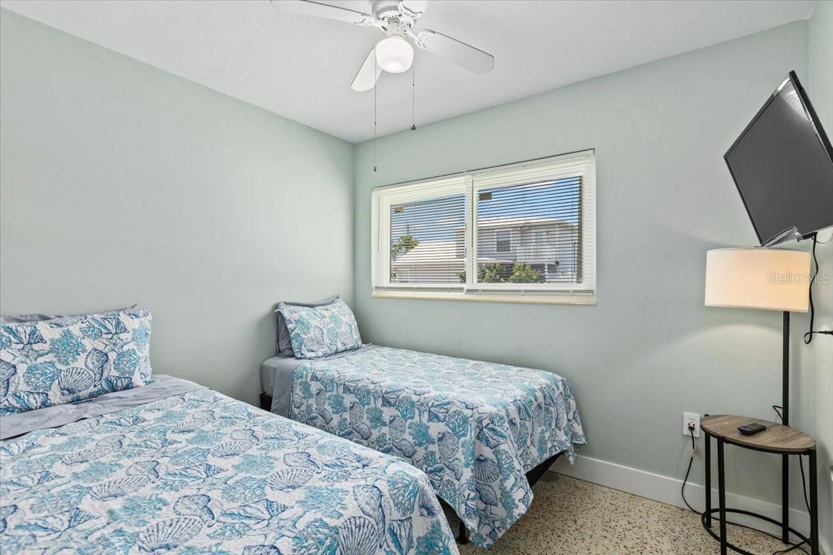 1141 SUN N SEA DR