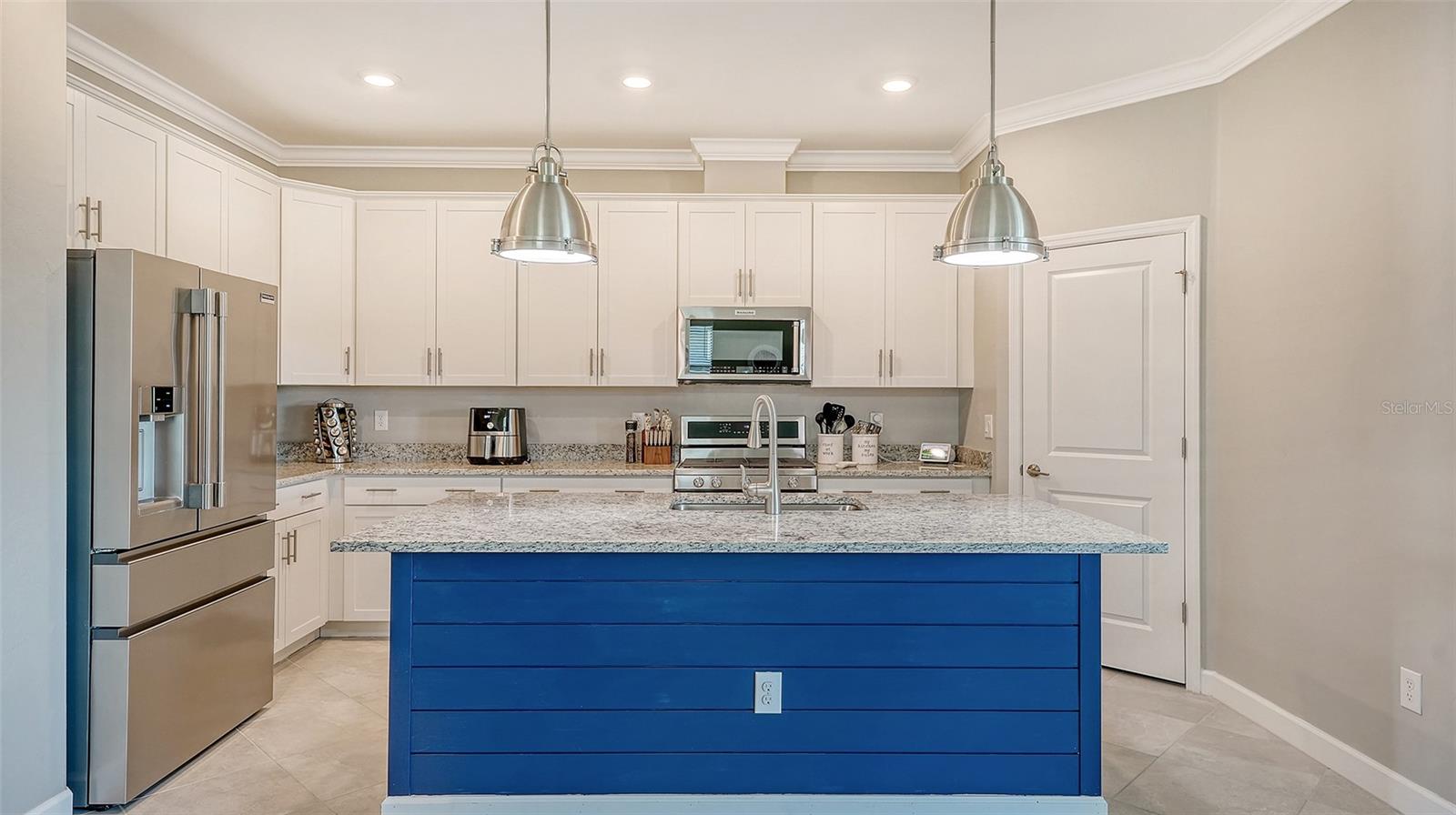 5211 MARINA BASIN CT